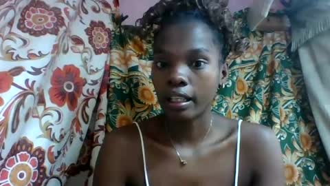 Snapshot of aadienne chatting on 07.07.26 aadienne online show from 07.07.26