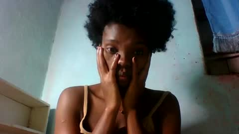 Snapshot of aadienne chatting on 07.31.26 aadienne online show from 07.31.26
