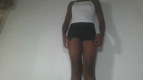 Snapshot of aangevelo chatting on 11.02.25 aangevelo online show from 11.02.25