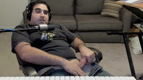 Snapshot of aaroleplayer chatting on 02.21.25 Aaron online show from 02.21.25