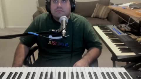 Snapshot of aaroleplayer chatting on 10.12.25 Aaron online show from 10.12.25