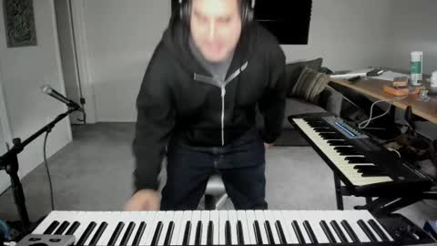 Snapshot of aaroleplayer chatting on 11.15.25 Aaron online show from 11.15.25