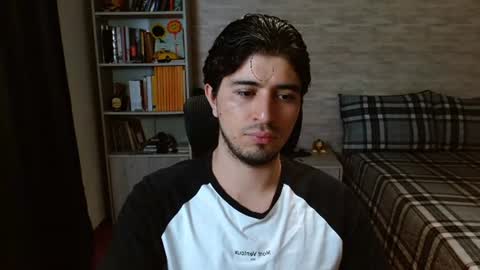 Aaron online show from 07.12.26
