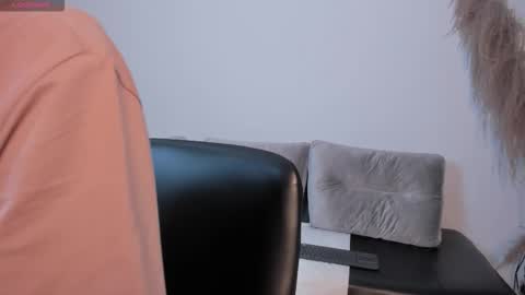 Snapshot of aaron_whitee chatting on 01.09.26 Aaron online show from 01.09.26