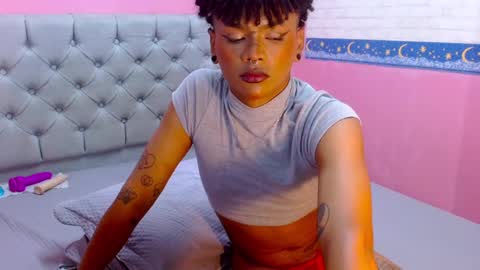 Snapshot of aaronbakers chatting on 12.10.24 im NiallDun online show from 12.10.24