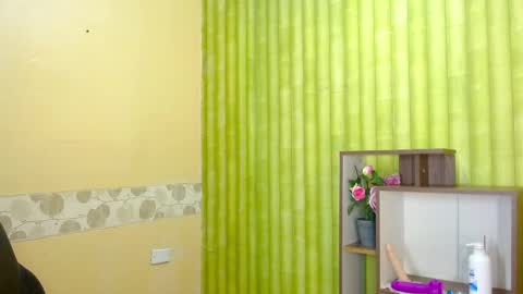 Snapshot of aaronbakers chatting on 01.08.25 im NiallDun online show from 01.08.25