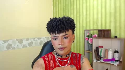 Snapshot of aaronbakers chatting on 03.08.25 im NiallDun online show from 03.08.25