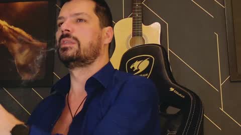 Snapshot of aaronbomer chatting on 02.09.25 Aaron online show from 02.09.25