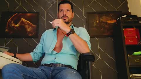 Snapshot of aaronbomer chatting on 03.12.25 Aaron online show from 03.12.25