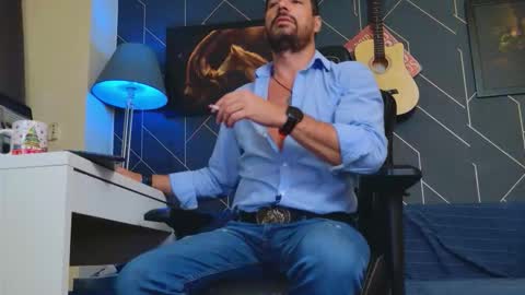 Snapshot of aaronbomer chatting on 09.14.25 Aaron online show from 09.14.25