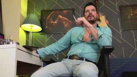 Snapshot of aaronbomer chatting on 01.10.26 Aaron online show from 01.10.26