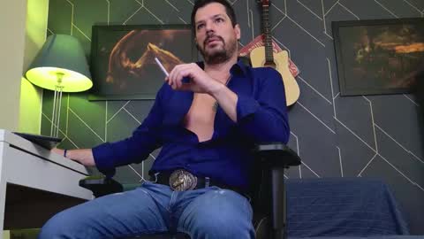 Snapshot of aaronbomer chatting on 01.13.26 Aaron online show from 01.13.26