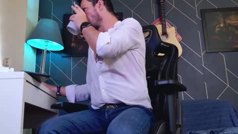 Snapshot of aaronbomer chatting on 02.23.26 Aaron online show from 02.23.26