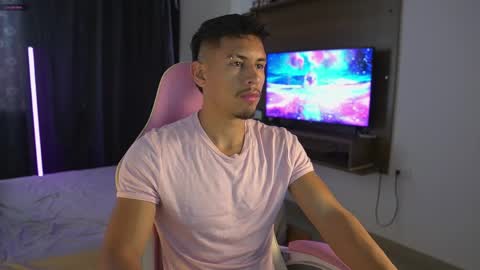 AARON  online show from 05.04.26