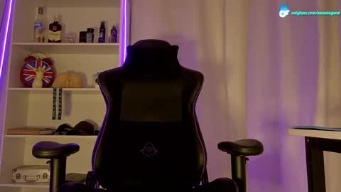 Aaron  online show from 02.25.25