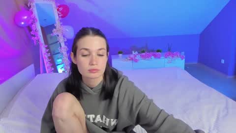 Snapshot of aataraxx chatting on 12.28.24 Fiona and Harry online show from 12.28.24