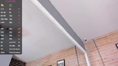 Snapshot of abbey_walker chatting on 10.17.25 abbey_walker online show from 10.17.25