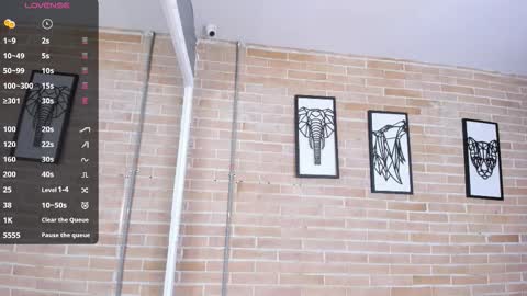 Snapshot of abbey_walker chatting on 10.24.25 abbey_walker online show from 10.24.25