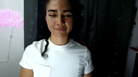 Snapshot of abbi_moon chatting on 11.15.25 Martina online show from 11.15.25