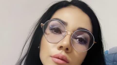 Snapshot of abbi_mooncb chatting on 01.11.25 Abbi mooncb online show from 01.11.25