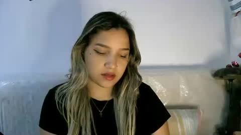 Snapshot of abbie_23 chatting on 04.21.26 Abbie cute online show from 04.21.26