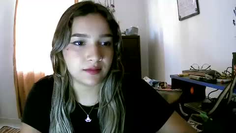 Snapshot of abbie_23 chatting on 07.14.26 Abbie cute online show from 07.14.26