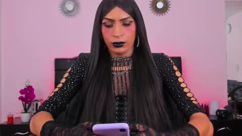 Abbigail Fuster  online show from 02.20.25