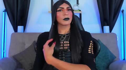 Abbigail Fuster  online show from 05.21.26