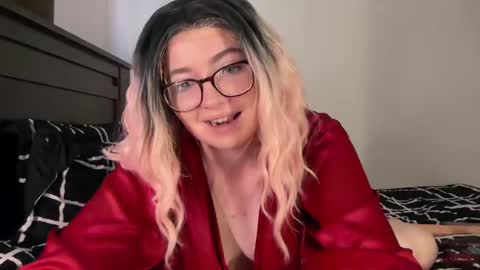 Snapshot of abbiwillow chatting on 07.06.26 Abbi Willow online show from 07.06.26