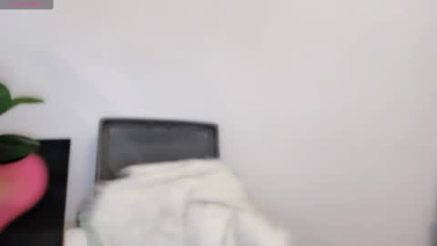 Snapshot of abby_chuchu chatting on 02.17.25 CN-ChuChu online show from 02.17.25