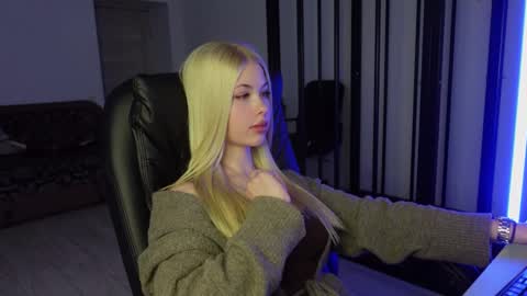 Snapshot of abby_laker chatting on 02.27.25 ABBY LAKER online show from 02.27.25