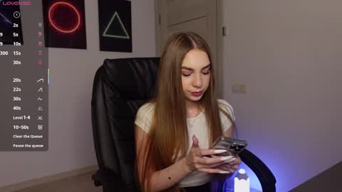 Snapshot of abby_laker chatting on 03.04.25 ABBY LAKER online show from 03.04.25