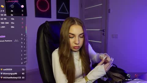 Snapshot of abby_laker chatting on 03.05.25 ABBY LAKER online show from 03.05.25