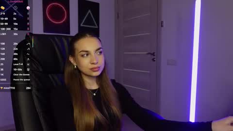 Snapshot of abby_laker chatting on 03.11.25 ABBY LAKER online show from 03.11.25