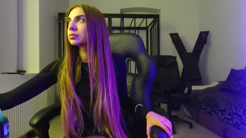 Snapshot of abby_laker chatting on 09.23.25 ABBY LAKER online show from 09.23.25