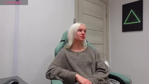 Snapshot of abby_laker chatting on 09.28.25 ABBY LAKER online show from 09.28.25