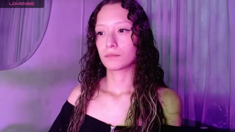 Snapshot of abbycutecs chatting on 11.07.25 abbycute online show from 11.07.25