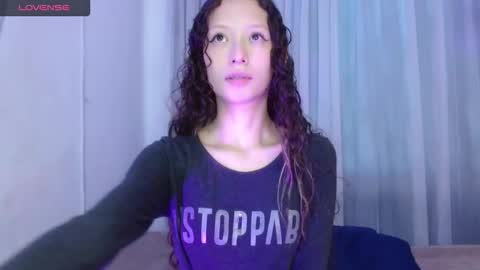 Snapshot of abbycutecs chatting on 12.01.25 abbycute online show from 12.01.25