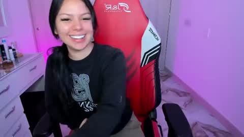 Abby Dixon  online show from 07.22.26