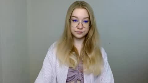 Snapshot of abbymoore__ chatting on 05.02.26 Abby Lovense is active online show from 05.02.26