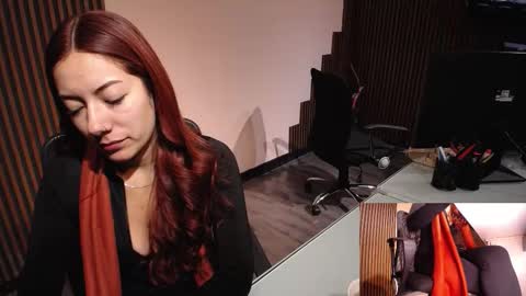 Snapshot of abbystones chatting on 02.11.26 Abby Stones online show from 02.11.26