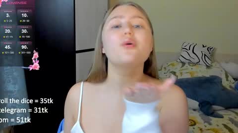 Snapshot of abbywyte chatting on 02.23.25 Abby Stream at Sat Sun Mon Fri online show from 02.23.25