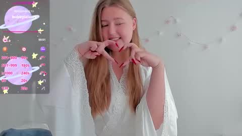 Snapshot of abbywyte chatting on 09.12.25 Abby Stream at Sat Sun Mon Fri online show from 09.12.25