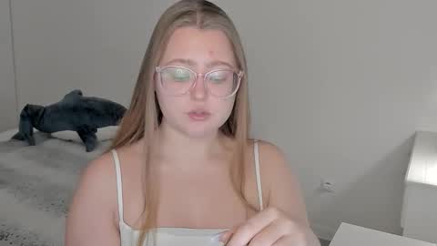 Snapshot of abbywyte chatting on 02.01.26 Abby Stream at Sat Sun Mon Fri online show from 02.01.26