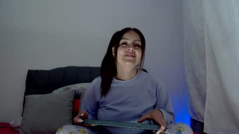 abella_as_ online show from 07.02.26