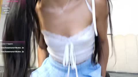 Snapshot of abi_doll chatting on 05.26.26 abi_doll online show from 05.26.26