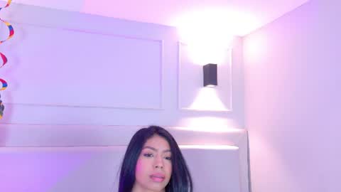 Snapshot of abiehils chatting on 06.19.26 abiehils online show from 06.19.26