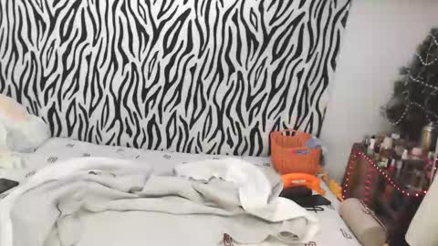 Snapshot of abigailove4u chatting on 01.05.26 GoldenFish online show from 01.05.26