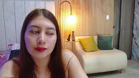 Snapshot of abigailowensss chatting on 05.13.26 abigailowensss online show from 05.13.26