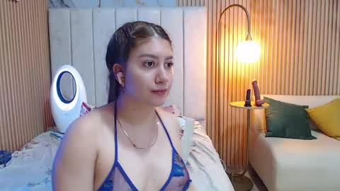 Snapshot of abigailowensss chatting on 05.21.26 abigailowensss online show from 05.21.26